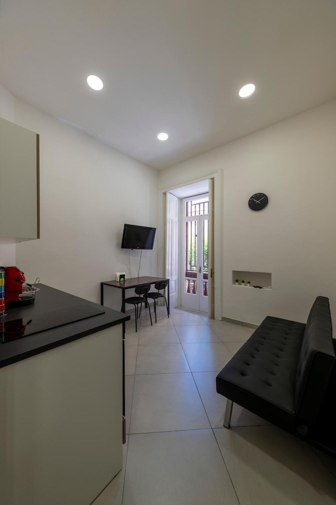 Casa Vacanze Nemesi Tyche Salerno Buitenkant foto